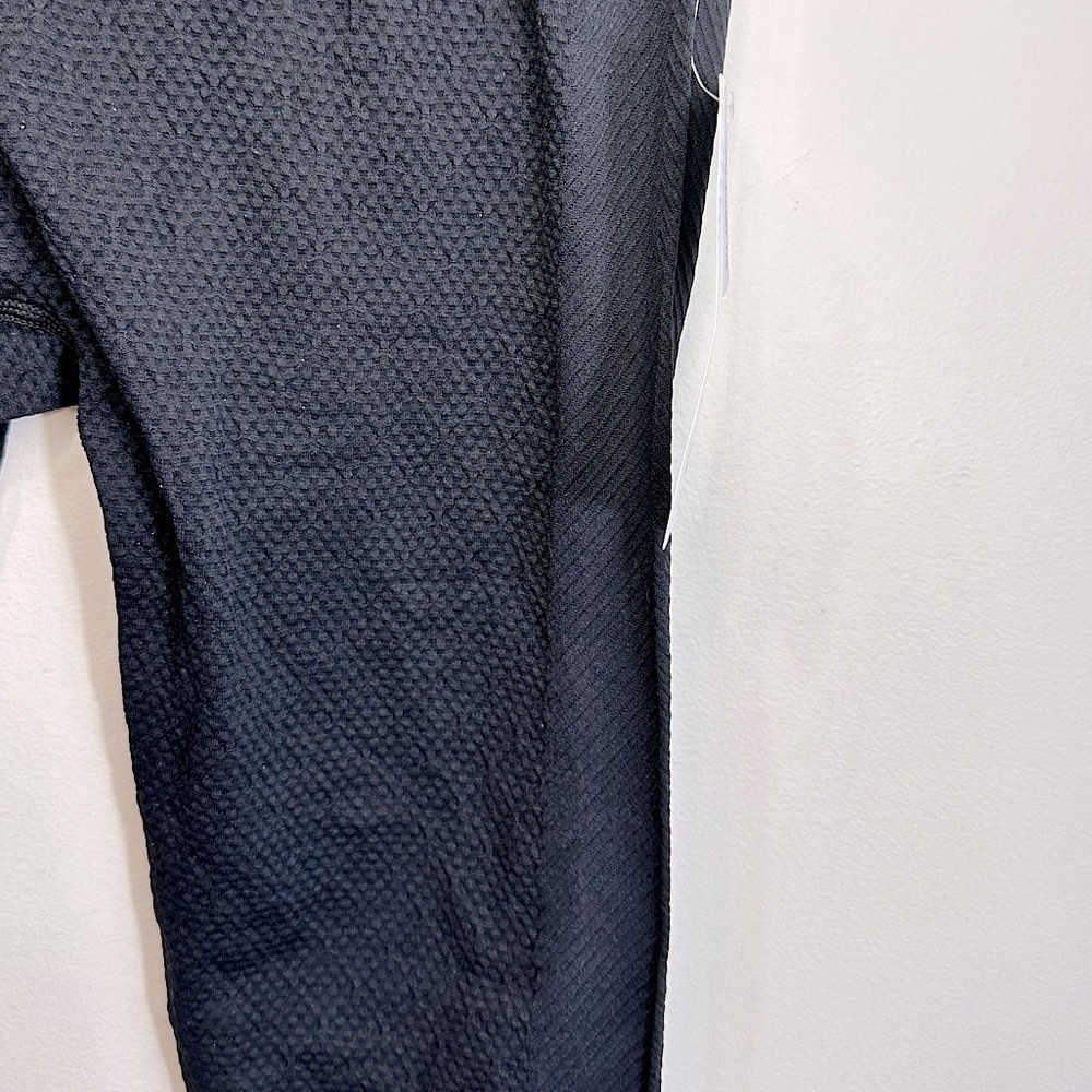 NWT Zella High Waist Seamless Textured 7/8 Leggings Black Size Small - Picture 8 of 15